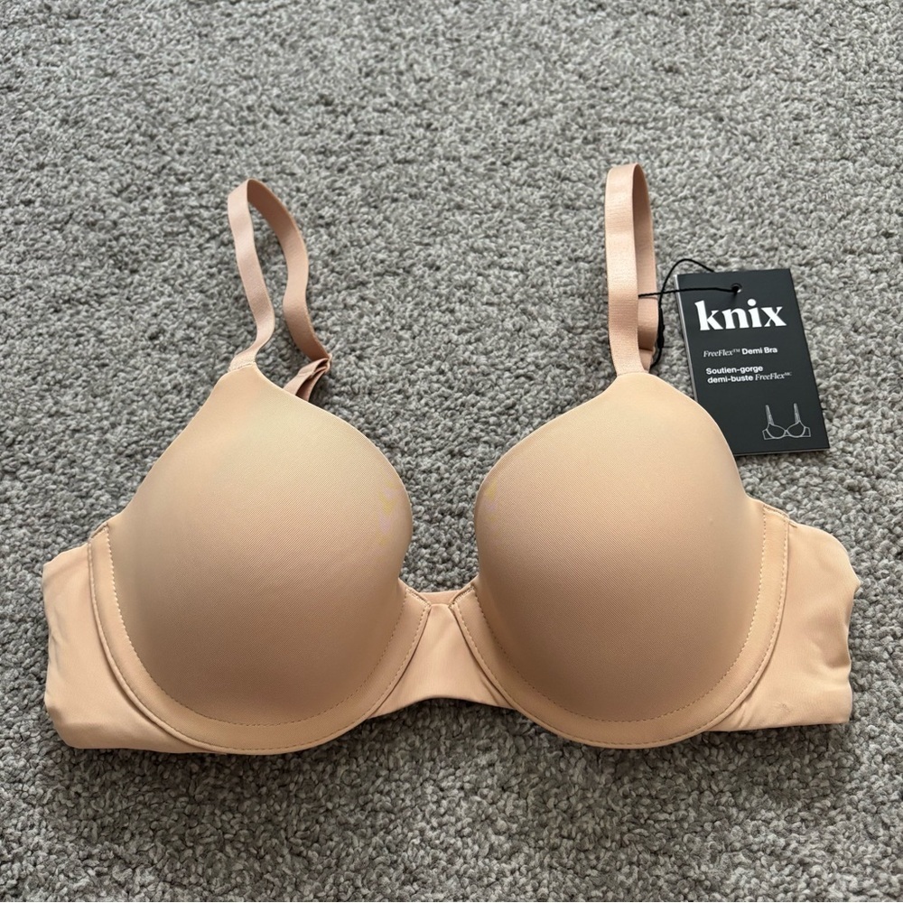 Knix Free Flex Demi Bra